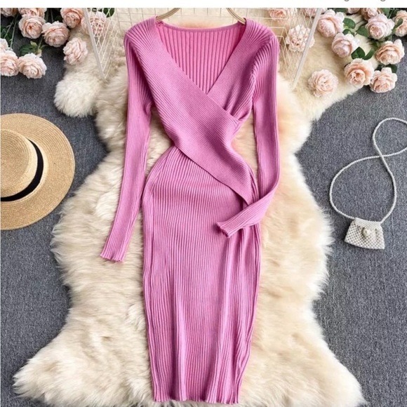 Pink Long Sleeve Dress V Neck Ribbed Knit Sweater Dress size S/M stretchy - Picture 2 of 6
